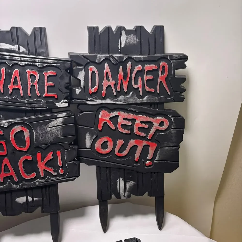Halloween Yard Signs - 3 Count